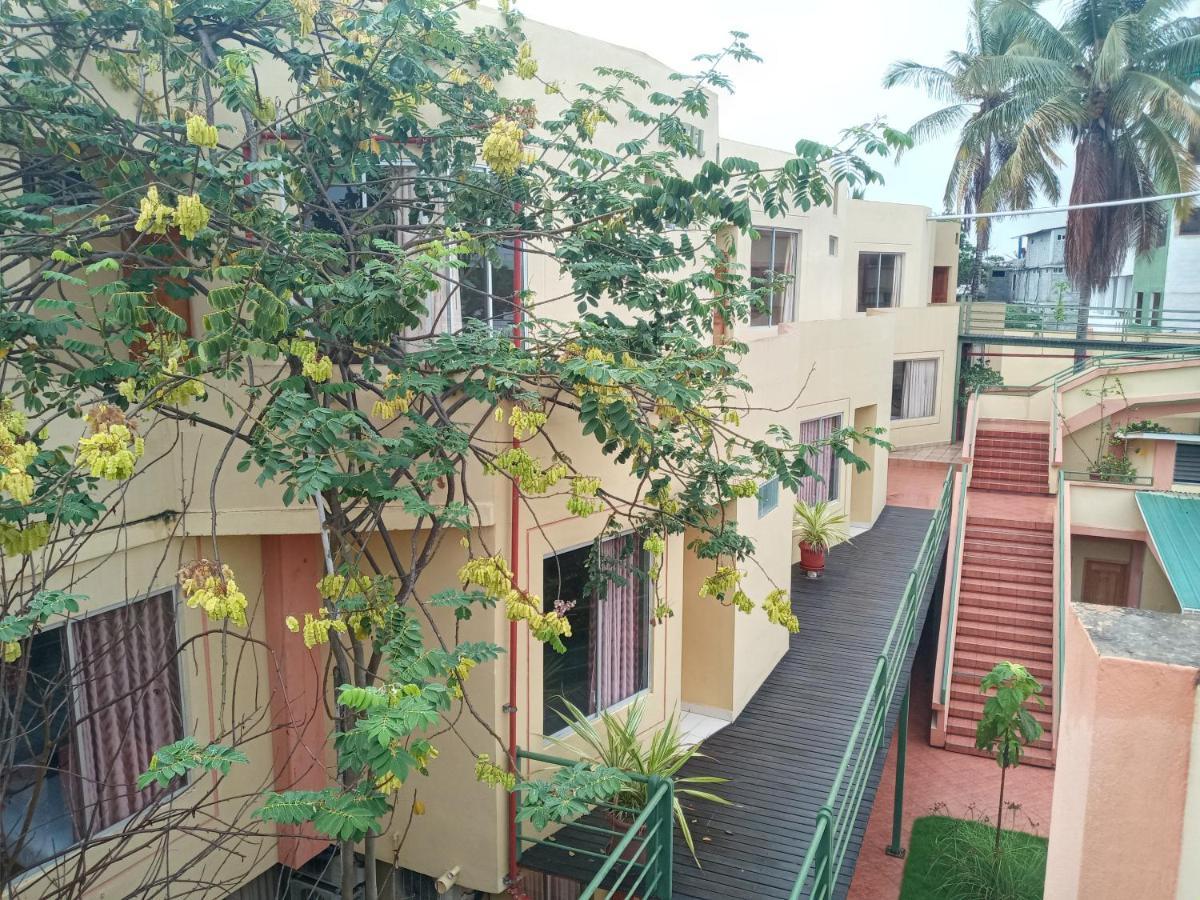Hotel Palmeras Galapagos Puerto Ayora  Esterno foto
