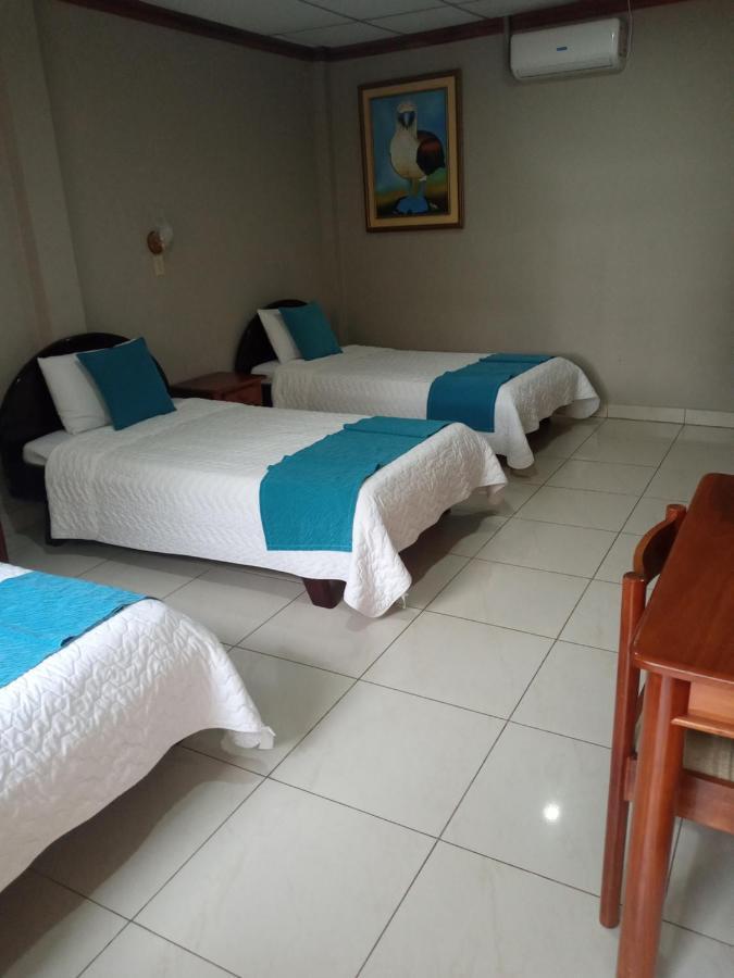 Hotel Palmeras Galapagos Puerto Ayora  Esterno foto